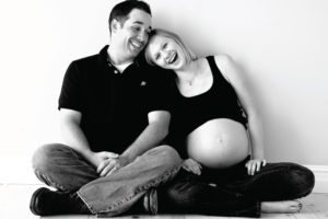 b&w maternity photo