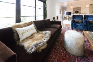 CC & Mike Deck The Halls Christmas Tour - CC and Mike's Christmas Living Room Decor 14