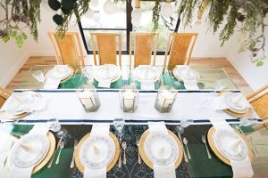 CC & Mike Christmas Dining Room Table Ideas 16