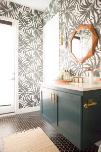 pool-bathroom-reveal (1 of 3)