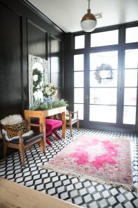 Christmas decor on a budget, tips for budget Christmas decor, decorating on a budget, Christmas decor ideas, Holiday decor ideas, Holiday budget