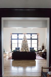 Modern-Electic-Christmas-Home-Tour-47