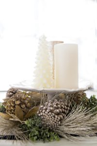 10-Tips-Budget-Christmas-Decorating