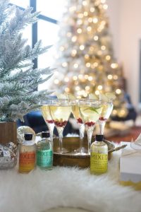 Holiday-Drink-Ideas-Be-Mixed-Zero-Calorie-Drink-Mixers-1