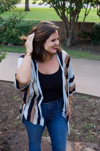 Trends To Try High Waisted Jeans striped cardigan fall fashion best high waisted jeans curvy girl fashion