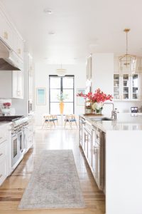 5 Tips to Decorate Your Home with Drew Barrymore Flower Home-5