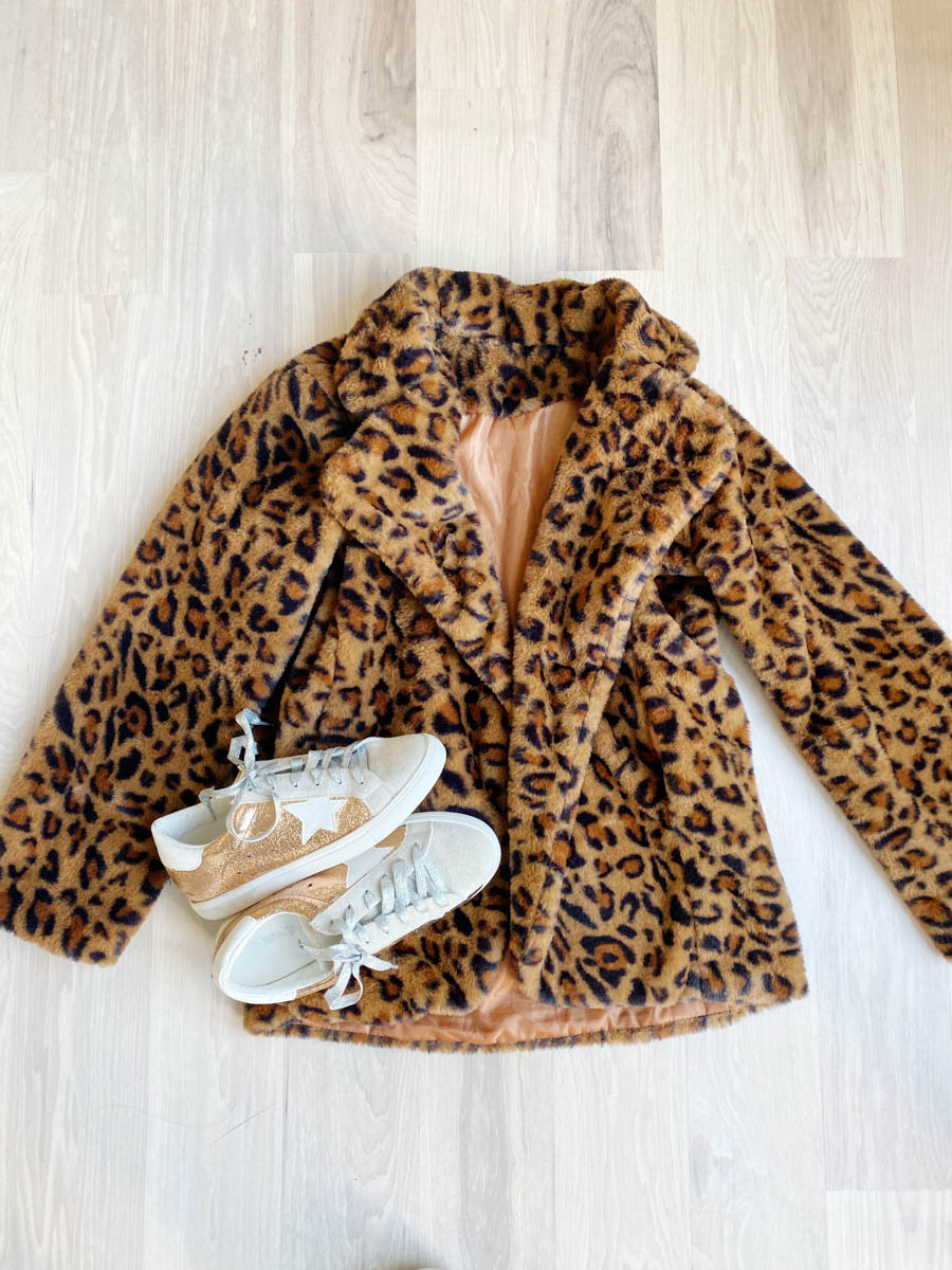 Affordable Holiday Fashion Ideas with Walmart leopard coat